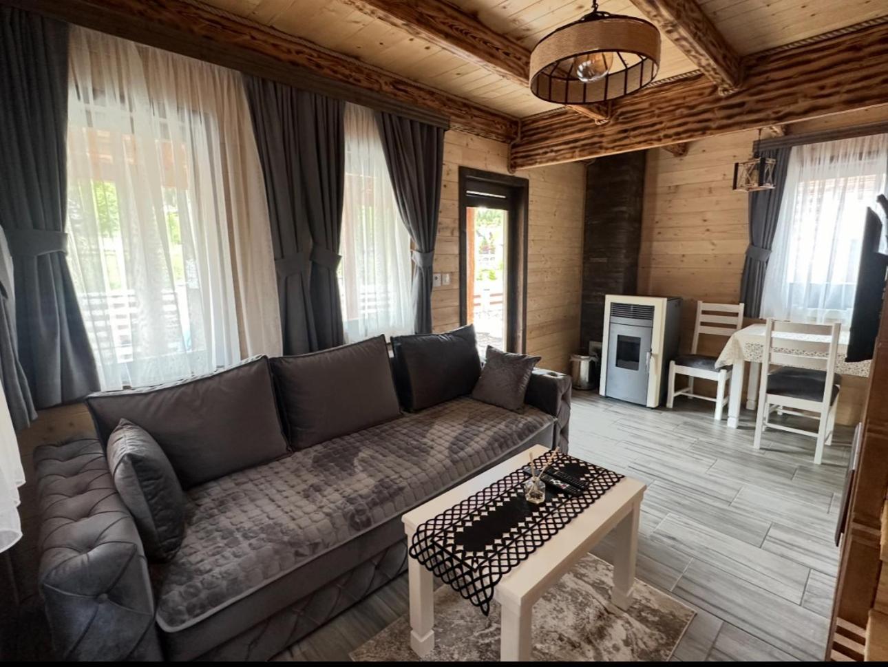 Zagrad Homes In Zabljak 外观 照片